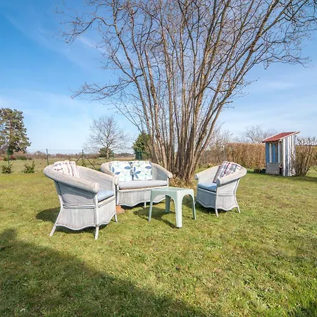 Hexenhaus Finn Holiday home Bodstedt